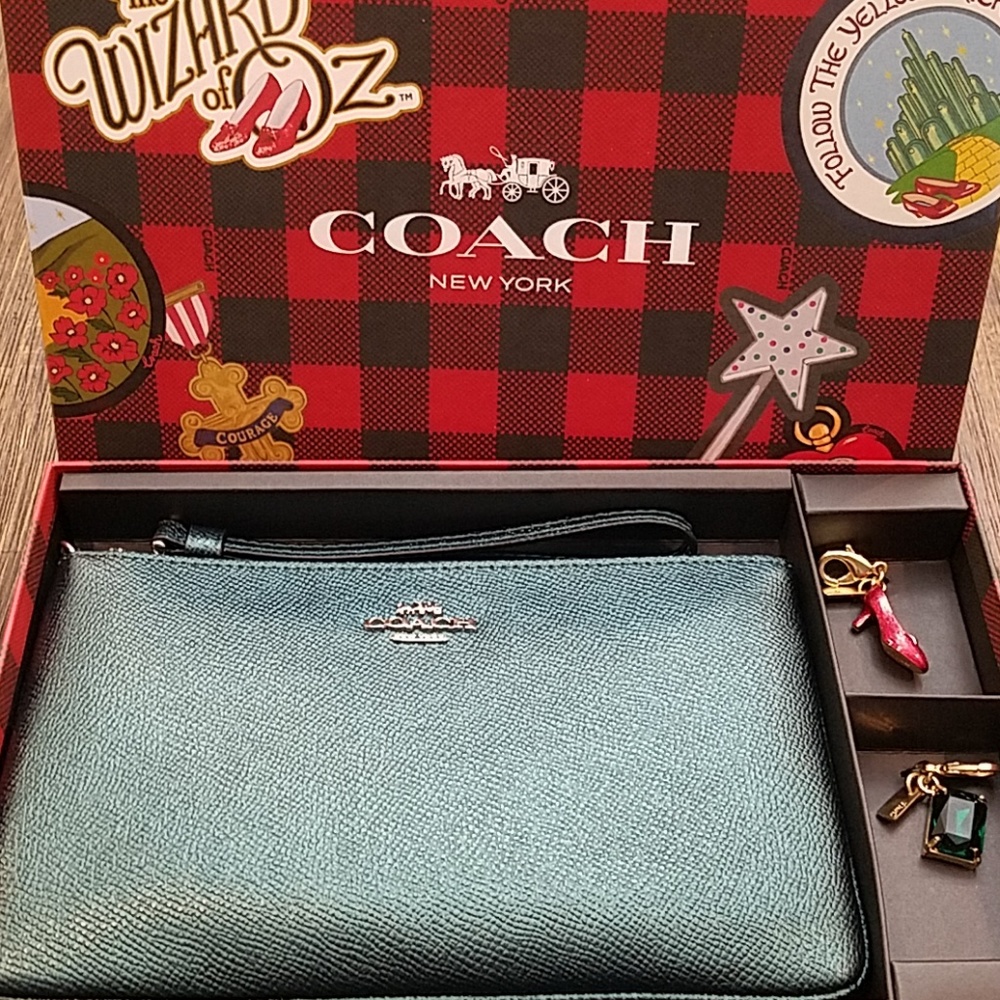 Special Edition Coach wristlet The Wizard of Oz se